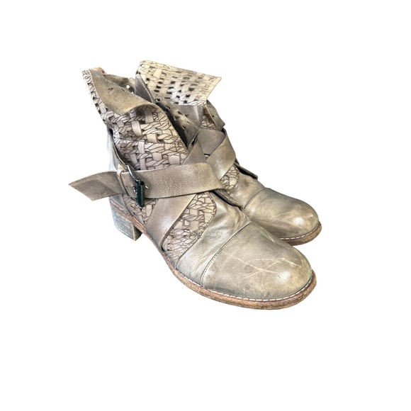 Vero Cuoio Italy Leather Ankle Boots Cutout Straps Moto Combat Women's Size 37 - Picture 1 of 7